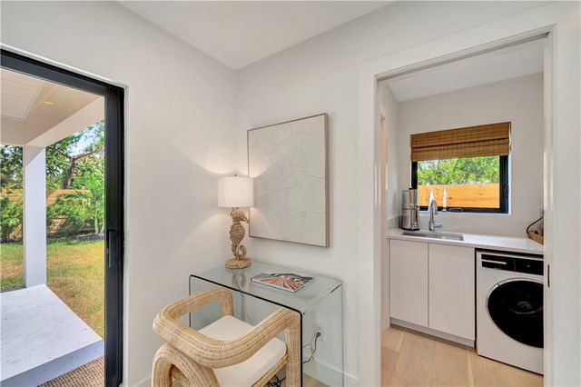 645 Flamevine Lane, Vero Beach, FL 32963