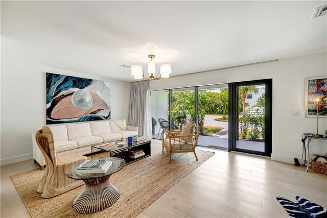 645 Flamevine Lane, Vero Beach, FL 32963