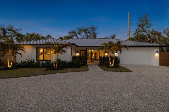 645 Flamevine Lane, Vero Beach, FL 32963