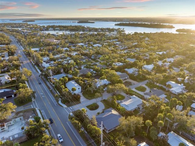 645 Flamevine Lane, Vero Beach, FL 32963