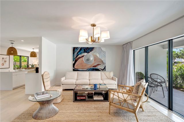 645 Flamevine Lane, Vero Beach, FL 32963