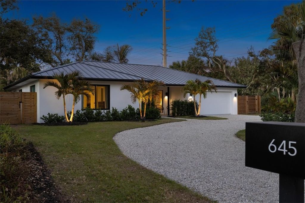 645 Flamevine Lane, Vero Beach, FL 32963