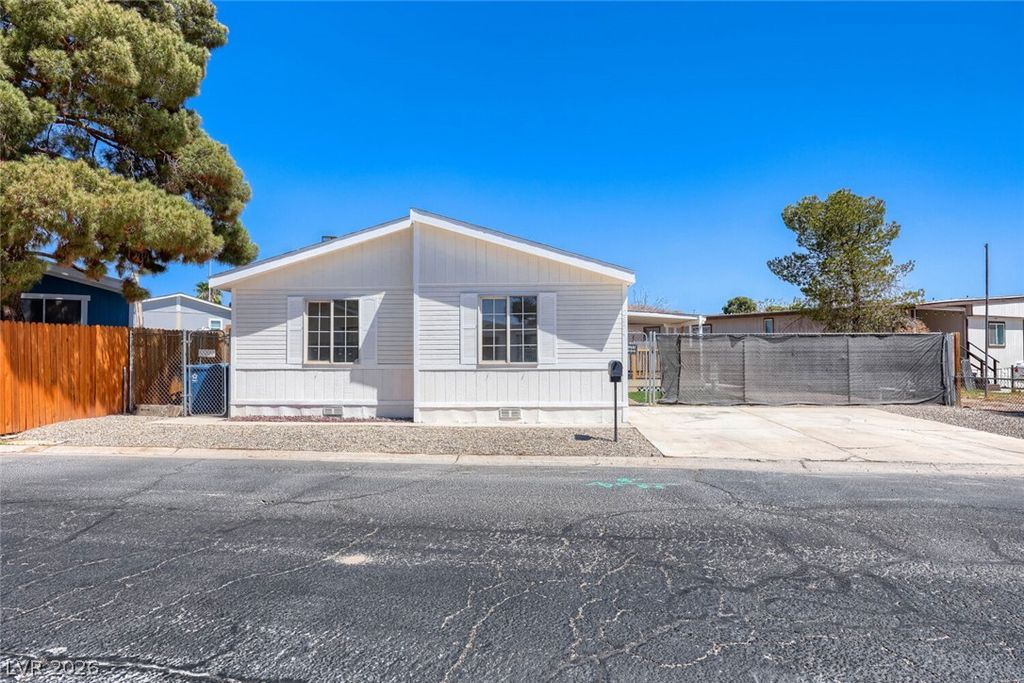 2854 Humboldt Court, Las Vegas, NV 89142 — exterior