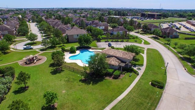 6604 Trenton Lake Lane, Houston, TX 77041