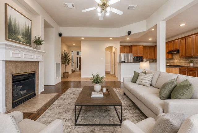 6604 Trenton Lake Lane, Houston, TX 77041