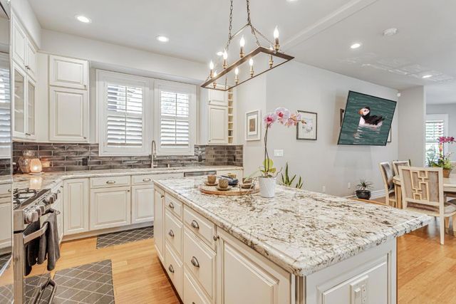 512 2nd Street, Santa Cruz, CA 95060