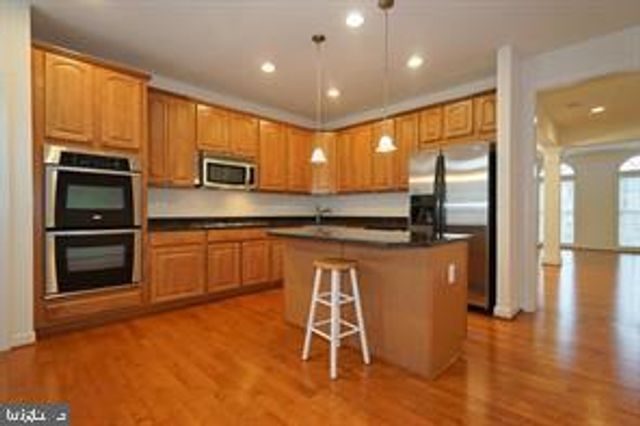 7981 RESERVE WAY, Vienna, VA 22182