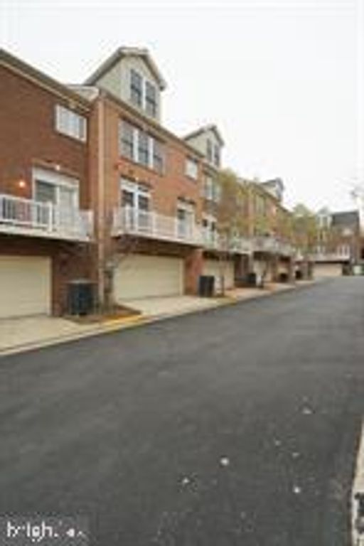 7981 RESERVE WAY, Vienna, VA 22182