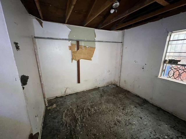 6526 Oleta Drive, Dallas, TX 75217