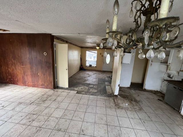 6526 Oleta Drive, Dallas, TX 75217