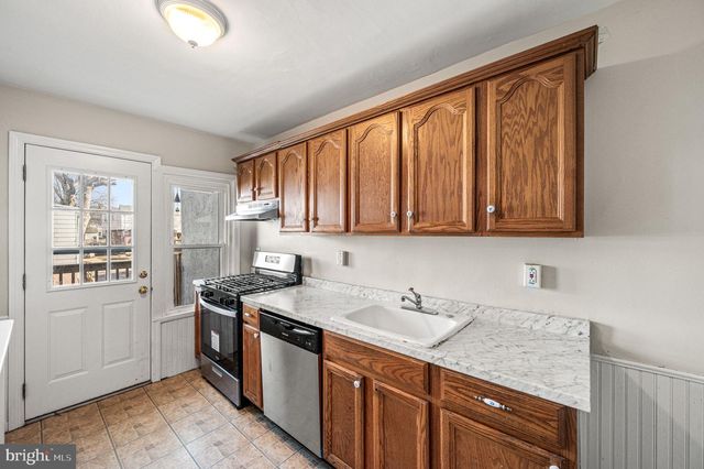 209 WABASH AVE, Lansdowne, PA 19050