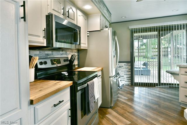 1982 Wendy Lane, Poland, OH 44514