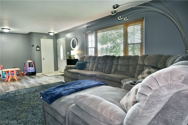 1982 Wendy Lane, Poland, OH 44514