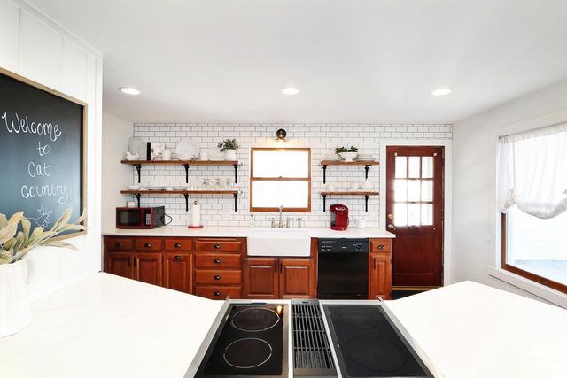 2303 College Avenue, Manhattan, KS 66502