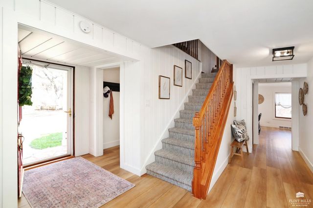 2303 College Avenue, Manhattan, KS 66502