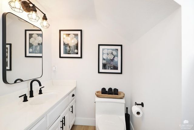 2303 College Avenue, Manhattan, KS 66502