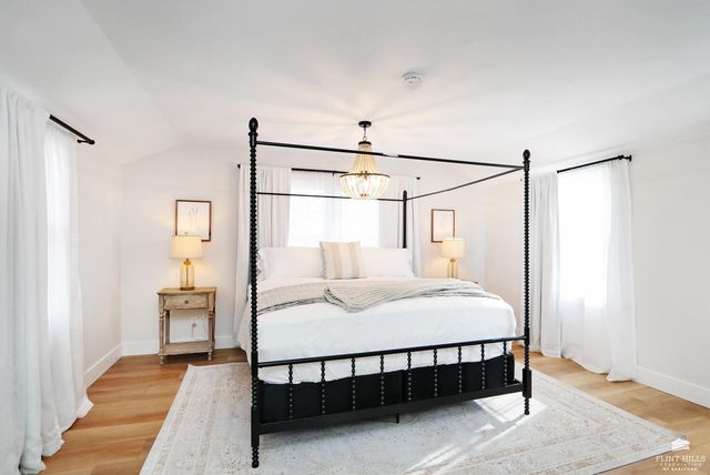 2303 College Avenue, Manhattan, KS 66502