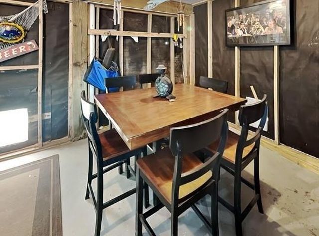16700 Moby Dick, Jamaica Beach, TX 77554