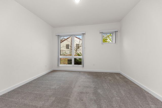 450-462 W Stadium Boulevard, Ann Arbor, MI 48103