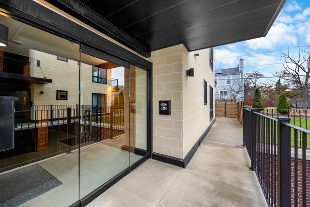 450-462 W Stadium Boulevard, Ann Arbor, MI 48103