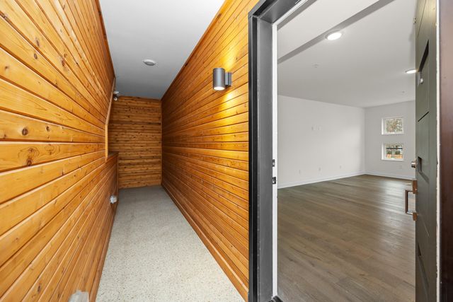 450-462 W Stadium Boulevard, Ann Arbor, MI 48103