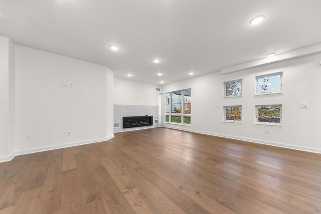 450-462 W Stadium Boulevard, Ann Arbor, MI 48103