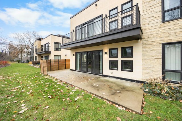 450-462 W Stadium Boulevard, Ann Arbor, MI 48103