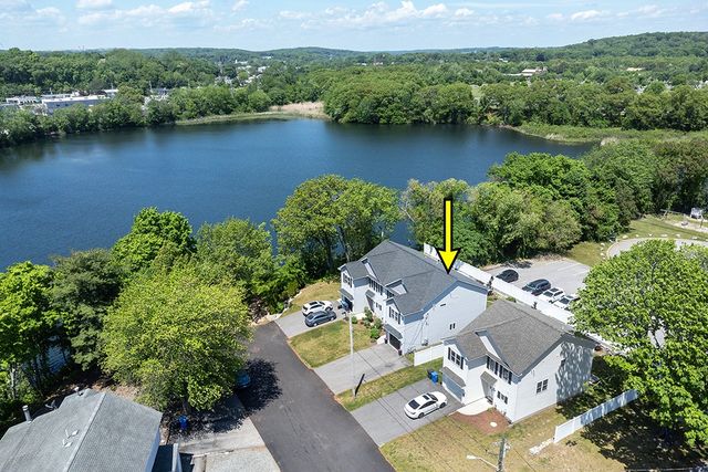 81 Batcheller Avenue, Cranston, RI 02920