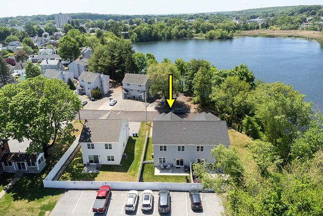 81 Batcheller Avenue, Cranston, RI 02920
