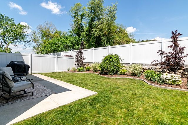 81 Batcheller Avenue, Cranston, RI 02920