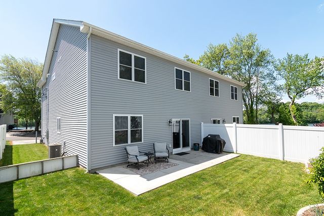 81 Batcheller Avenue, Cranston, RI 02920