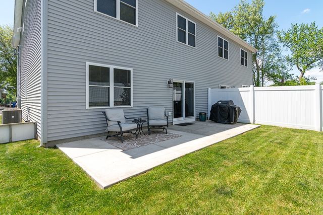 81 Batcheller Avenue, Cranston, RI 02920