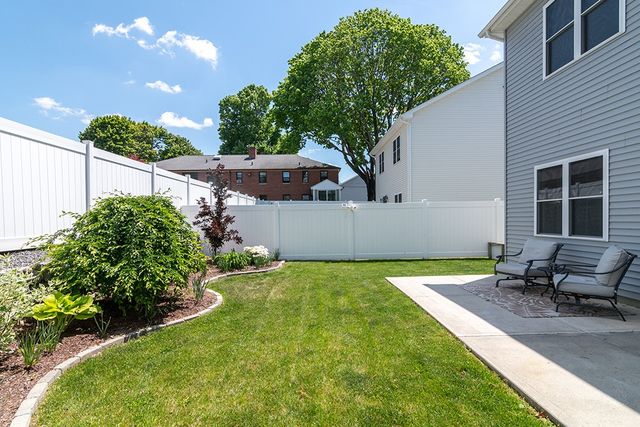 81 Batcheller Avenue, Cranston, RI 02920