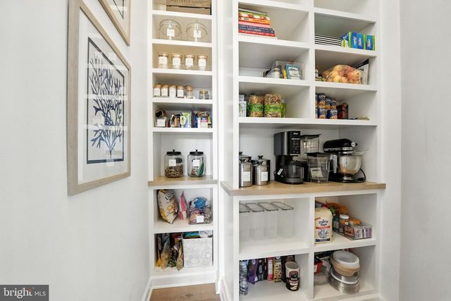 40488 WINDCROFT LN, Aldie, VA 20105