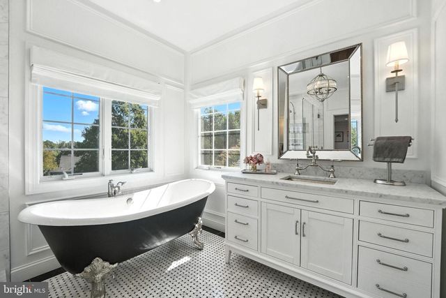 40488 WINDCROFT LN, Aldie, VA 20105