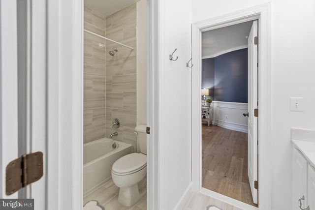 40488 WINDCROFT LN, Aldie, VA 20105