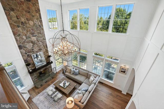 40488 WINDCROFT LN, Aldie, VA 20105