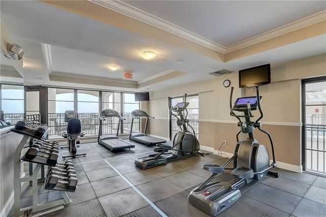 2409 N Ocean Boulevard 427, Fort Lauderdale, FL 33305