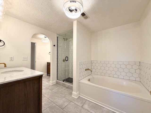 2544 Johnson Ridge Rd, Antioch, TN 37013