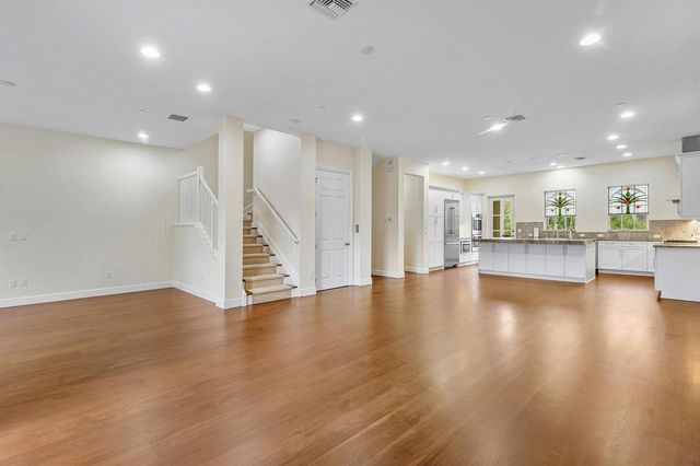 144 Tierra Lane 11, Jupiter, FL 33477