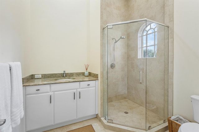 144 Tierra Lane 11, Jupiter, FL 33477