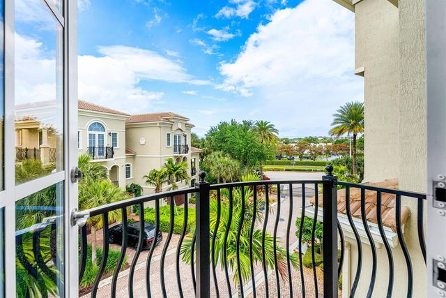 144 Tierra Lane 11, Jupiter, FL 33477