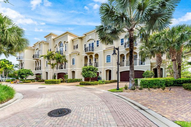 144 Tierra Lane 11, Jupiter, FL 33477