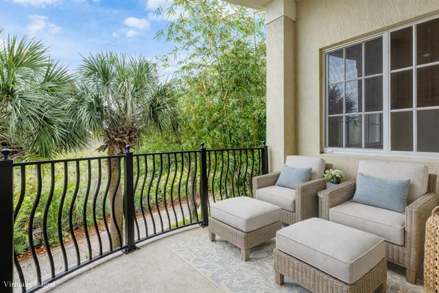 144 Tierra Lane 11, Jupiter, FL 33477