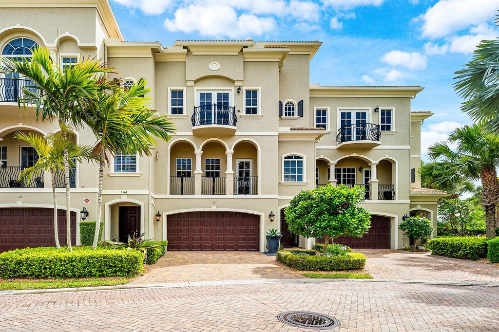 144 Tierra Lane 11, Jupiter, FL 33477