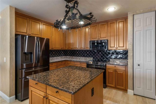 87 VIVANTE BOULEVARD 403, Punta Gorda, FL 33950