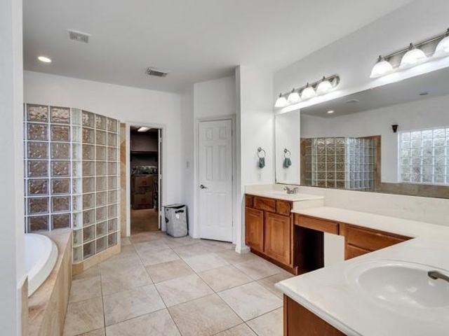11414 Kingsbarn Court, Tomball, TX 77377