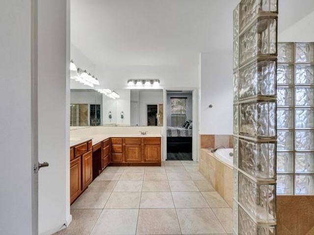 11414 Kingsbarn Court, Tomball, TX 77377