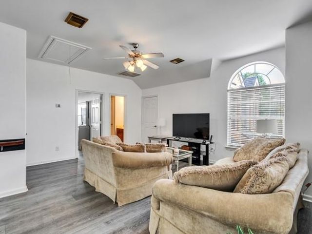 11414 Kingsbarn Court, Tomball, TX 77377
