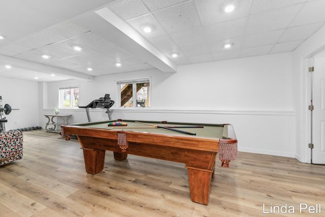 33 Fox Point Court Ne, Ada Twp, MI 49301